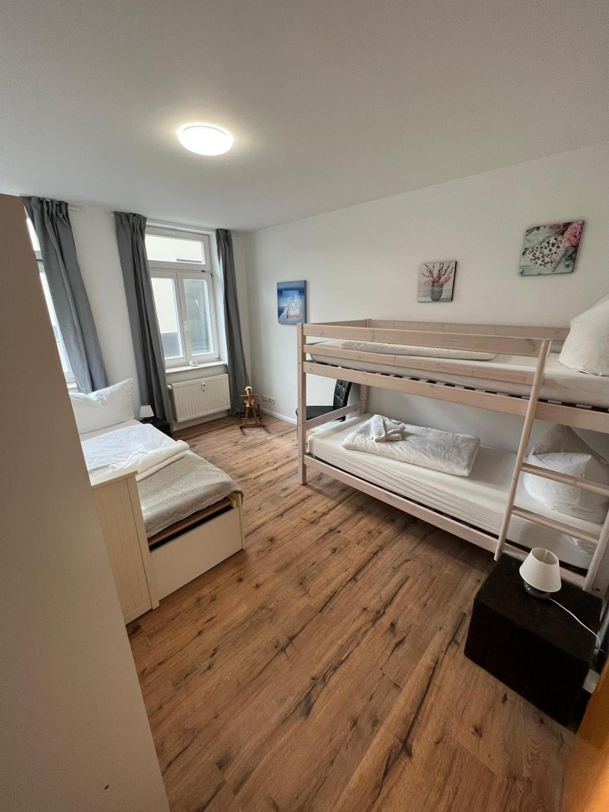 Apartment Bernstein Ruhig, Familienfreundlich Mit Garten Ρόστοκ Εξωτερικό φωτογραφία